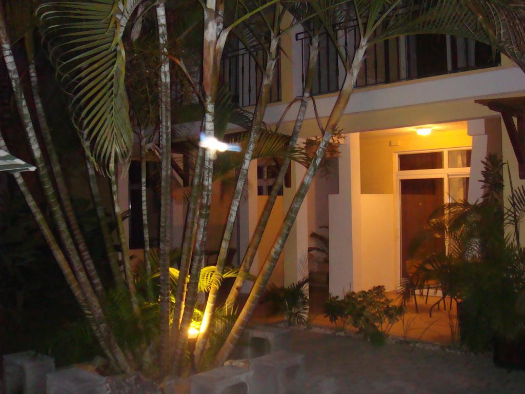 La Perla Holiday Apartments Pereybere Beach Εξωτερικό φωτογραφία